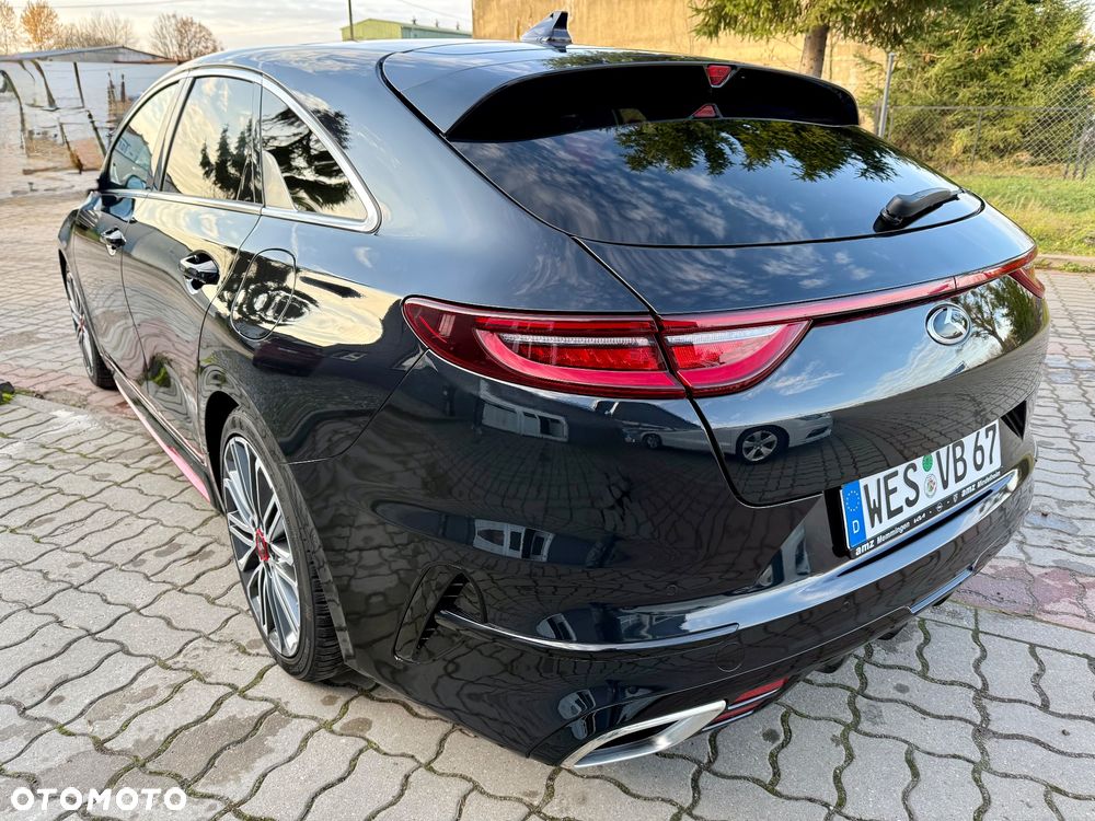 Kia ProCeed 1.6 T-GDI GT DCT - 6