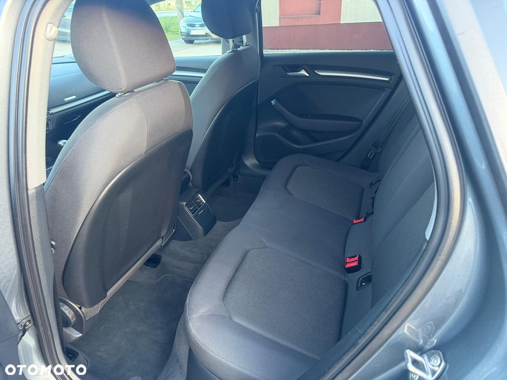 Audi A3 Sportback 1.0 TFSI design - 23