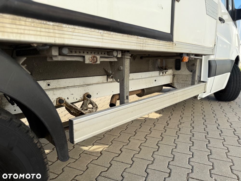 Mercedes-Benz Sprinter - 10