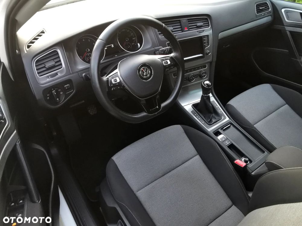 Volkswagen Golf 1.2 TSI BlueMotion Technology Comfortline - 29