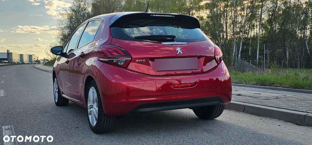 Peugeot 208 - 9