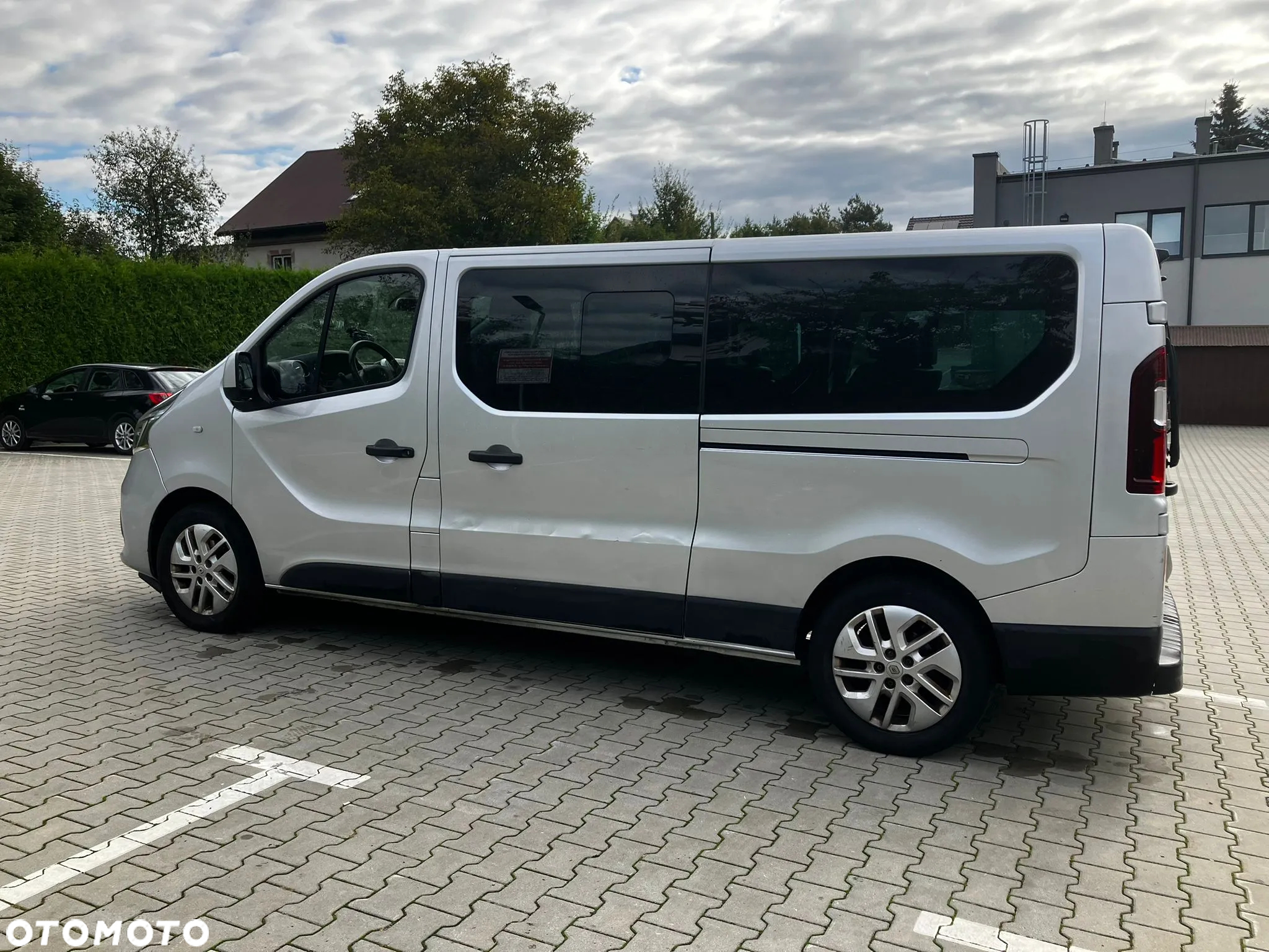Renault Trafic Grand SpaceClass 2.0 dCi EDC - 4