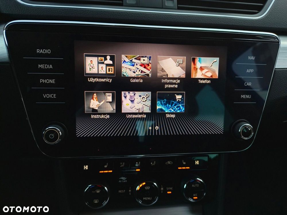 Skoda Superb 2.0 TDI SCR Ambition DSG - 28