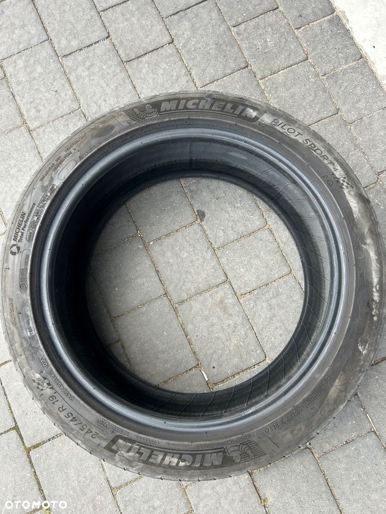 Opony Michelin pilot sport 4. 245/45/19 letnie rok 2024 - 5