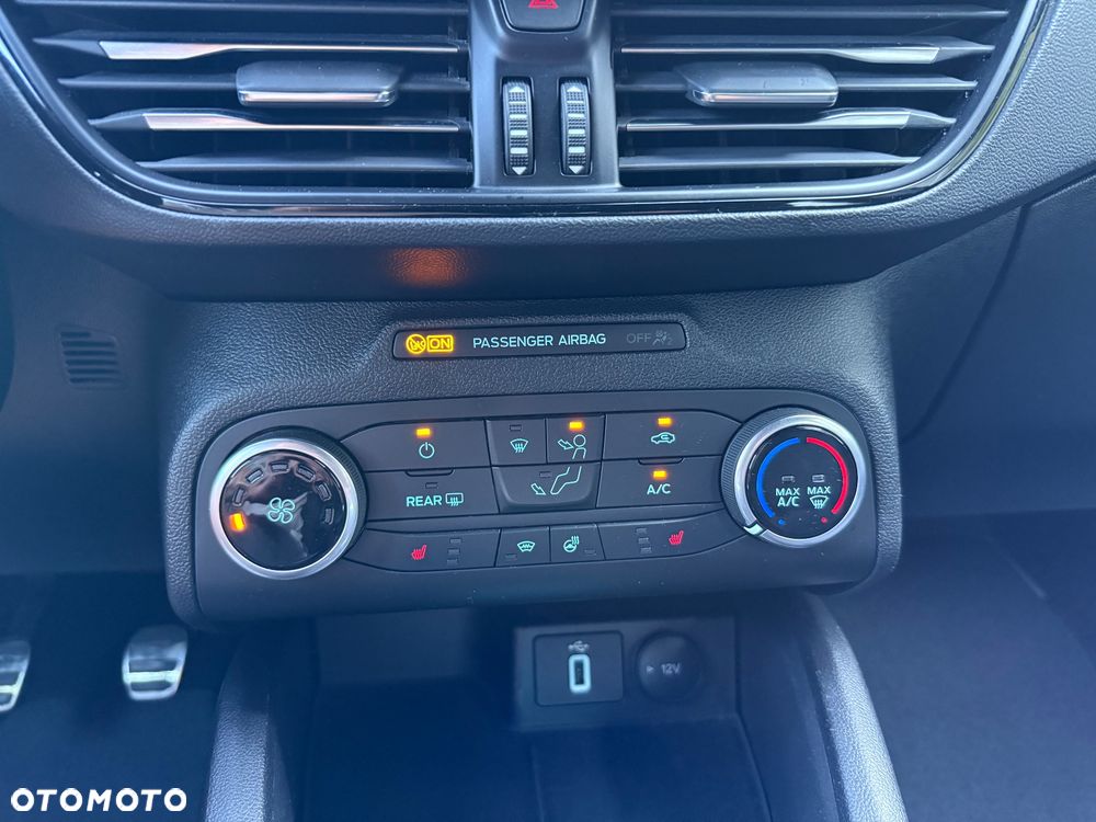 Ford Focus 1.5 EcoBoost STart-Stopp-System ST-LINE - 16