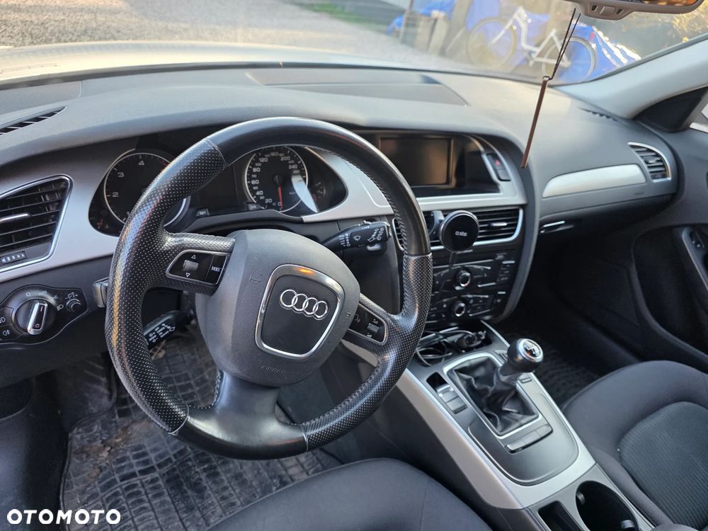 Audi A4 Avant 2.0 TDI DPF Attraction - 16