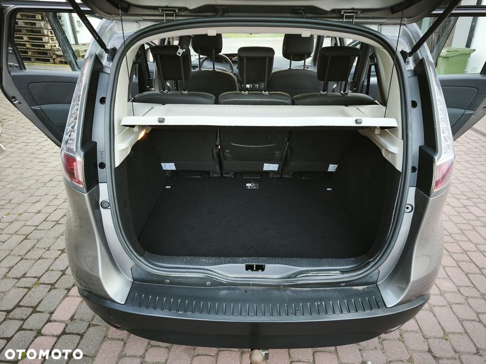 Renault Scenic 1.6 16V 110 TomTom Edition - 26