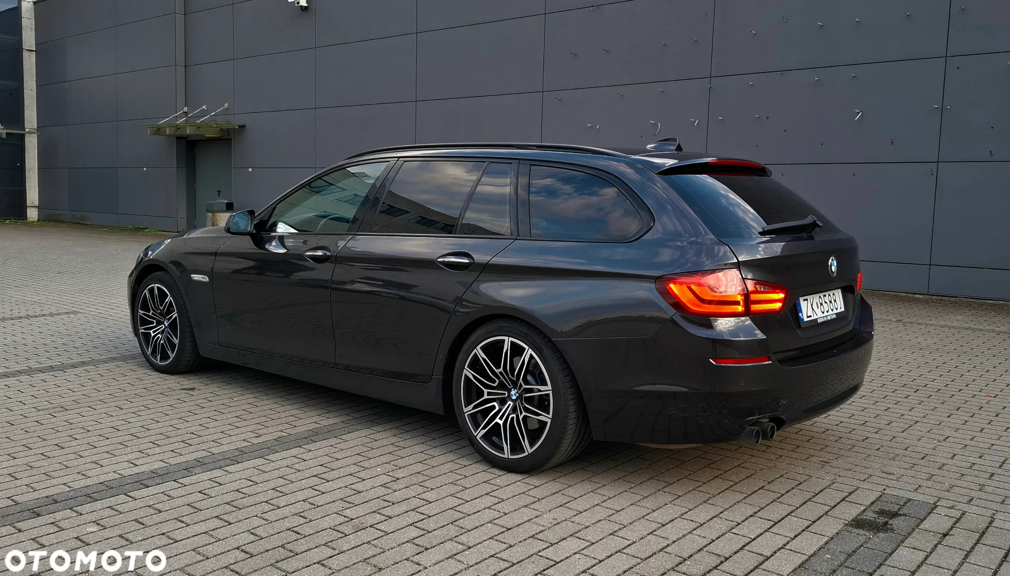 BMW Seria 5 525d - 7