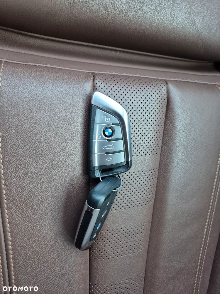 BMW X5 xDrive30d - 12