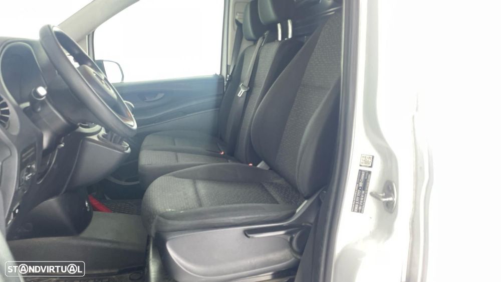Mercedes-Benz Vito 110 CDi/32 - IVA Dedutível - 10