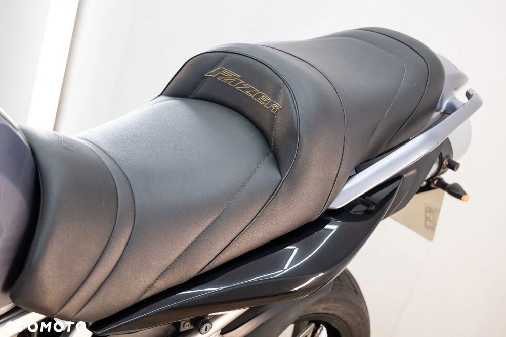 Yamaha FZ6 - 19