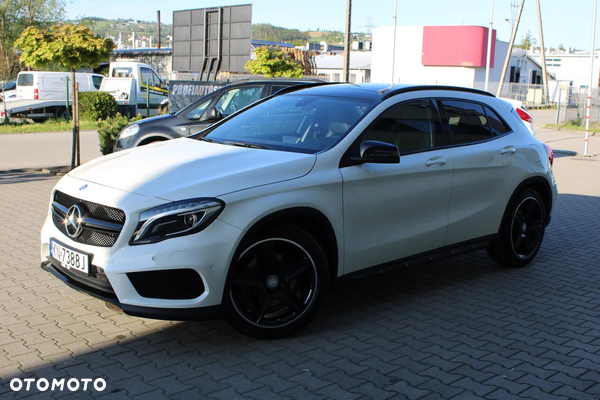 Mercedes-Benz GLA 250 4Matic 7G-DCT Urban