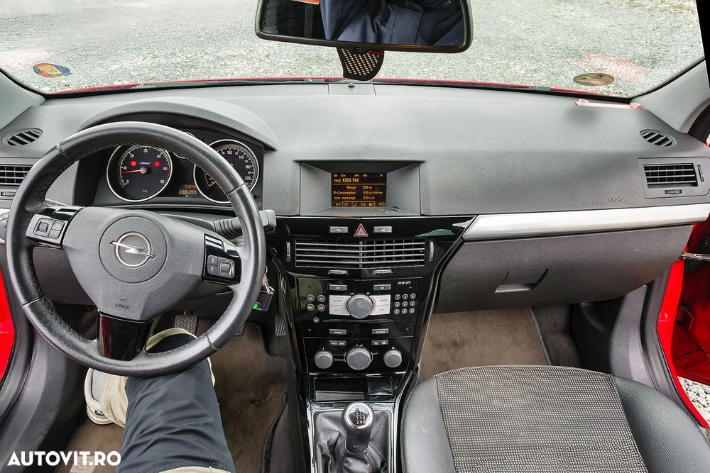 Opel Astra GTC 1.7 CDTI Sport - 13