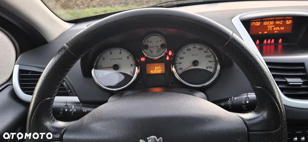 Peugeot 207 1.6 Trendy - 20