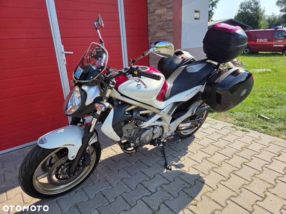 Suzuki SV - 5