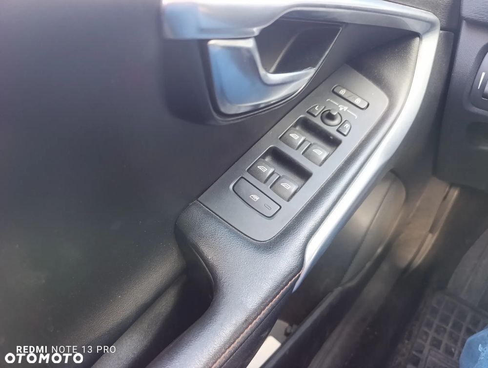 Volvo V40 D2 Ocean Race - 21