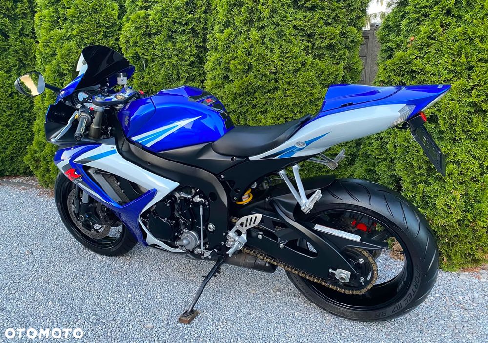 Suzuki GSX-R - 7