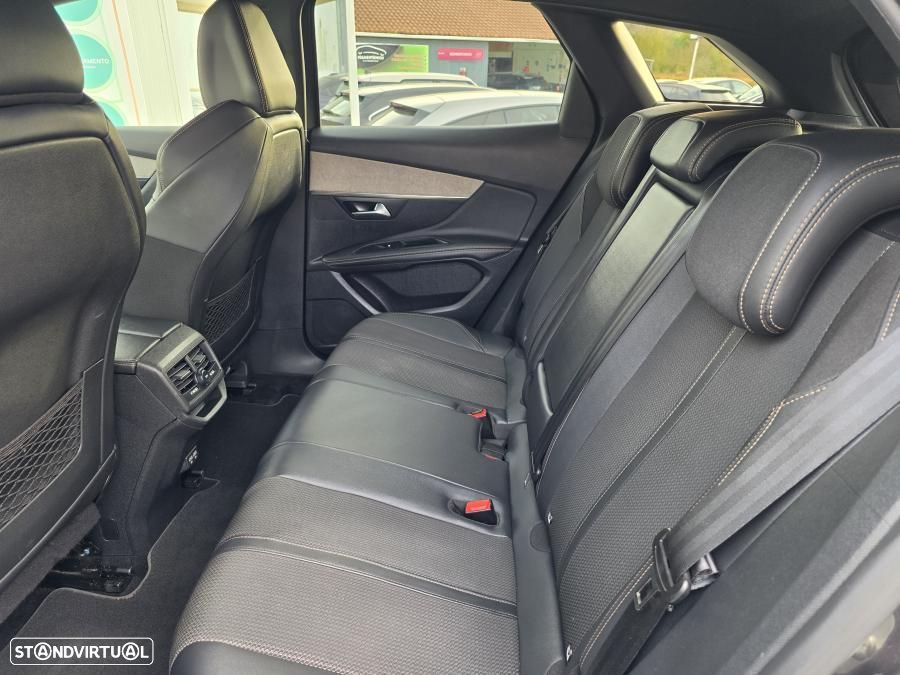 Peugeot 3008 1.2 PureTech GT EAT8 - 22