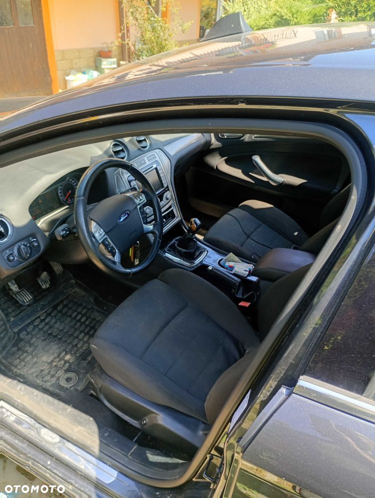 Ford Mondeo - 5