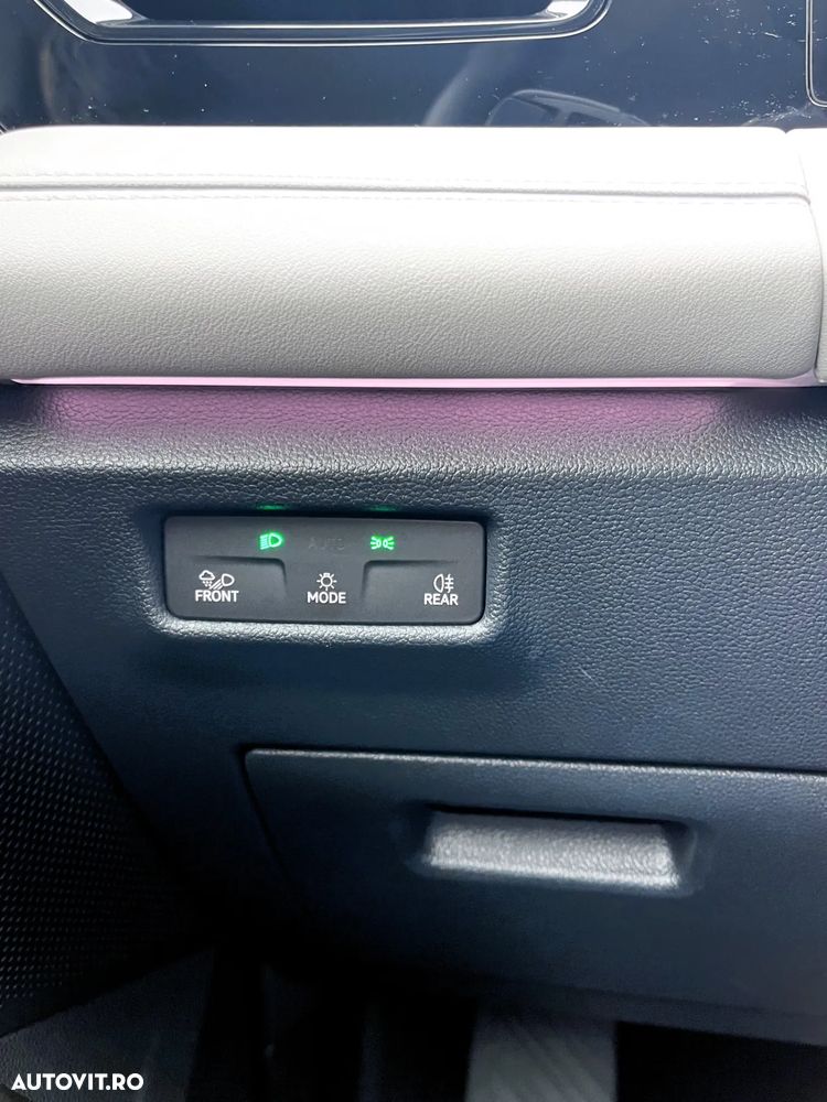 Volkswagen Tiguan 2.0 TDI SCR DSG Elegance - 32