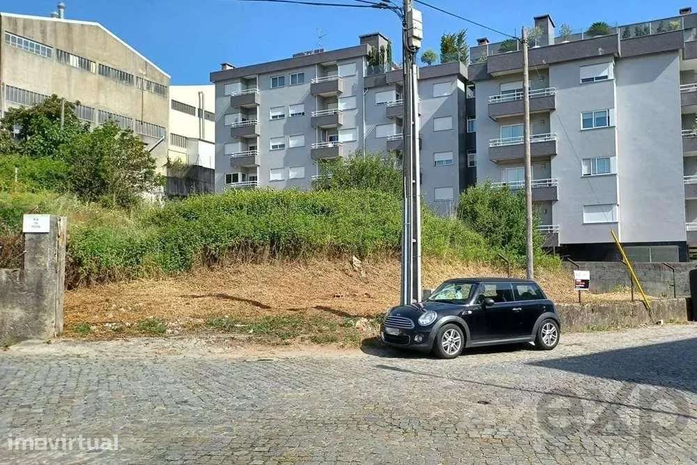 Terreno urbano para construção em Santo Tirso - Grande imagem: 3/16
