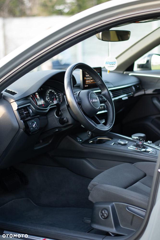 Audi A4 Avant 2.0 TFSI S tronic - 12