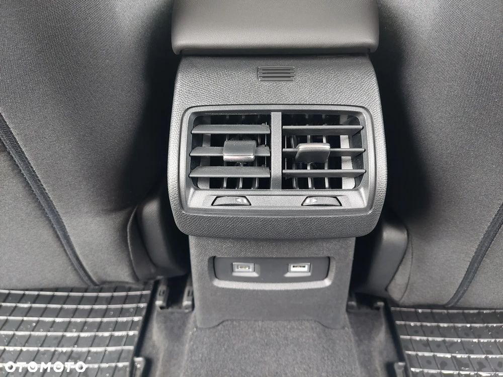 Citroën C4 1.2 PureTech Shine S&S - 36