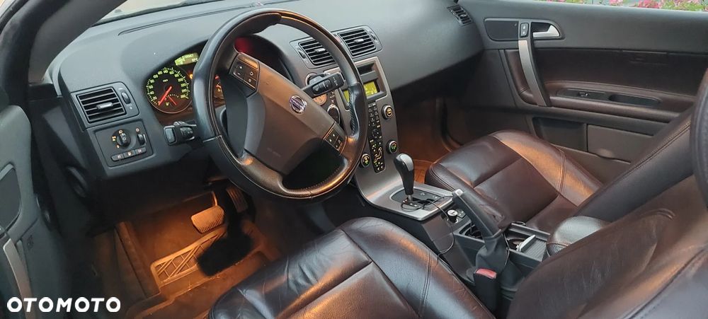 Volvo C70 2.4D5 Momentum - 14
