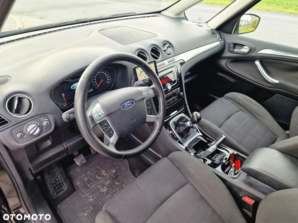 Ford Galaxy 2.2 TDCi DPF Titanium - 20