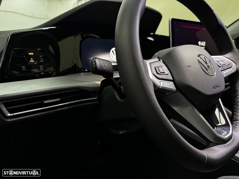 VW Golf 1.5 eTSI Urban DSG - 7