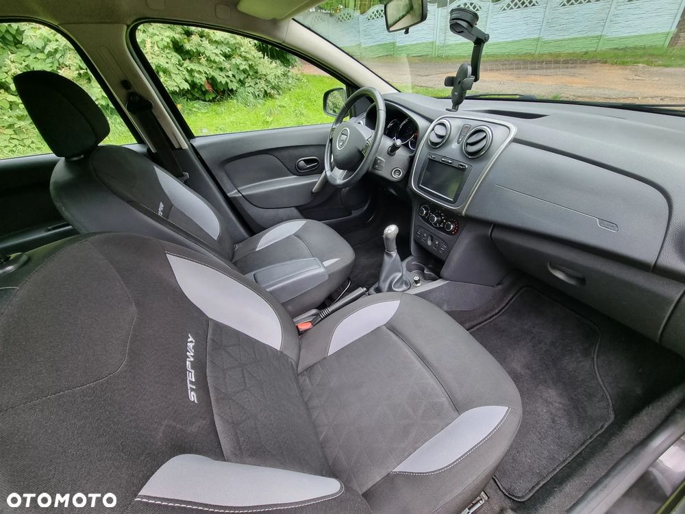 Dacia Sandero Stepway 0.9 TCe Laureate S&S - 5