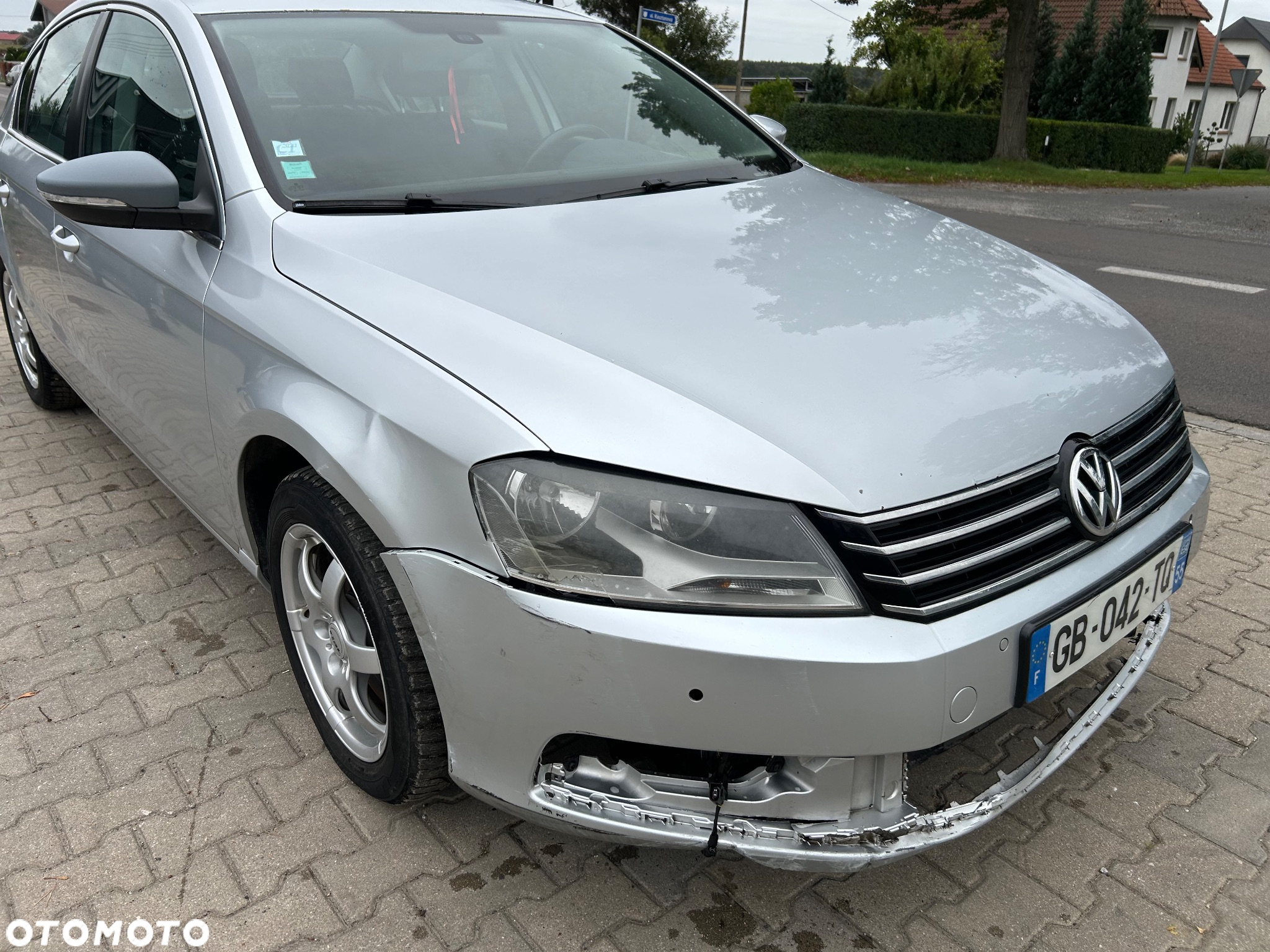 Volkswagen Passat - 4