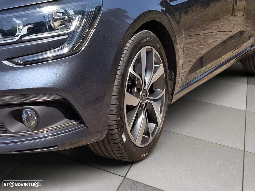 Renault Mégane 1.5 dCi Bose Edition - 8