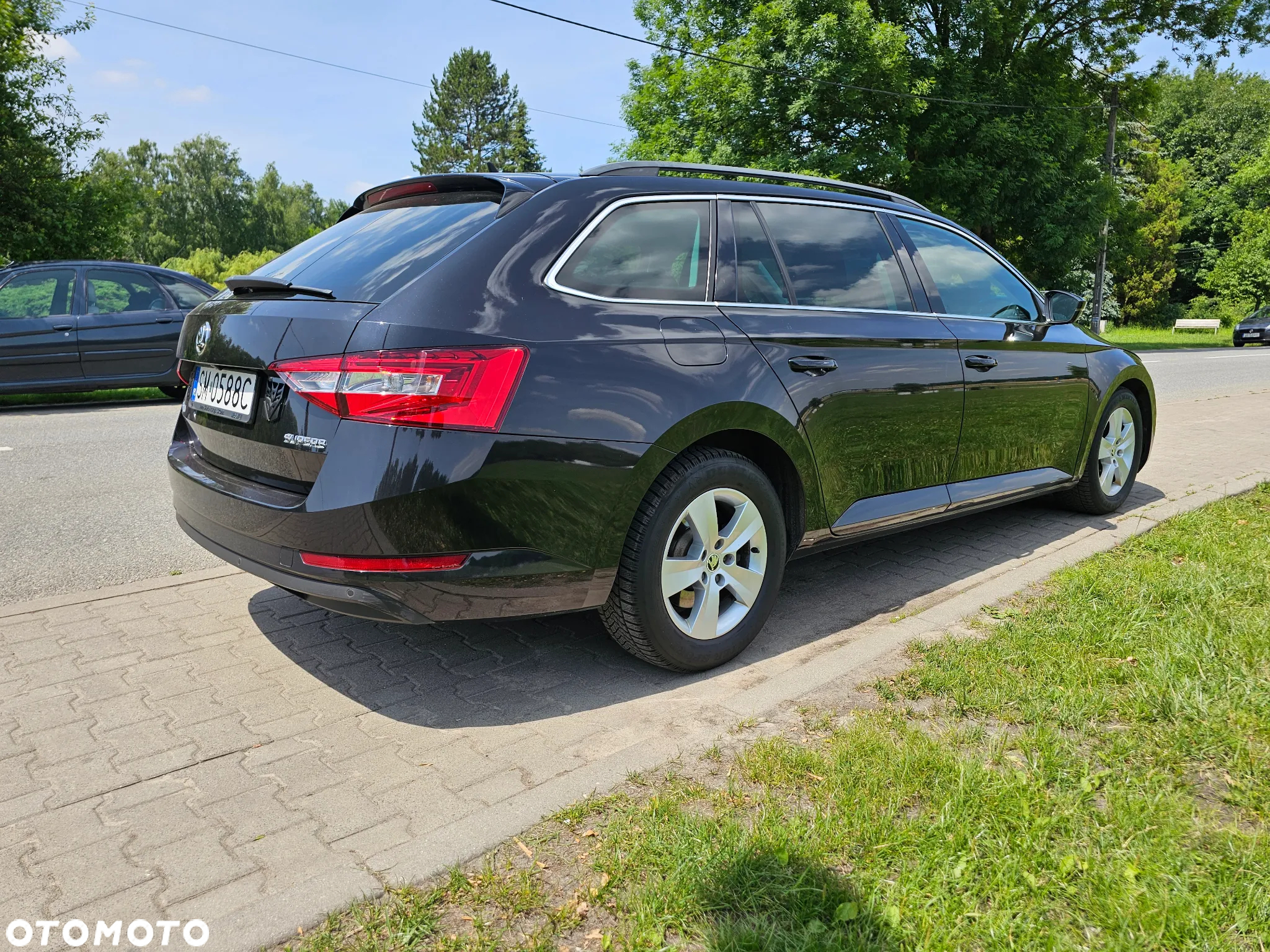 Skoda Superb 1.6 TDI Ambition - 4