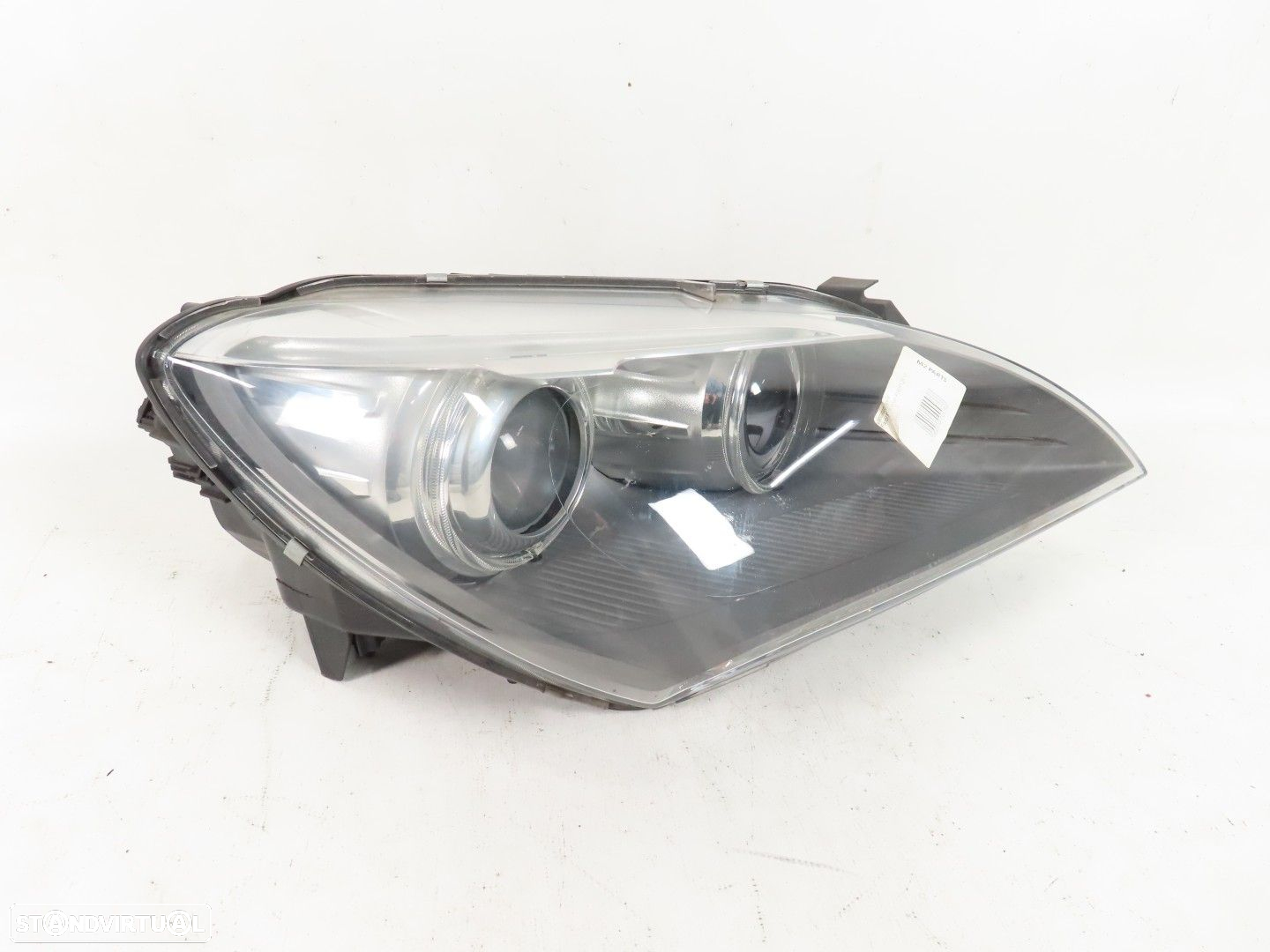 Farol Xenon Direito Seminovo/ Original BMW 6 Convertible (F12)/BMW 6 Coupe (F13)... - 2