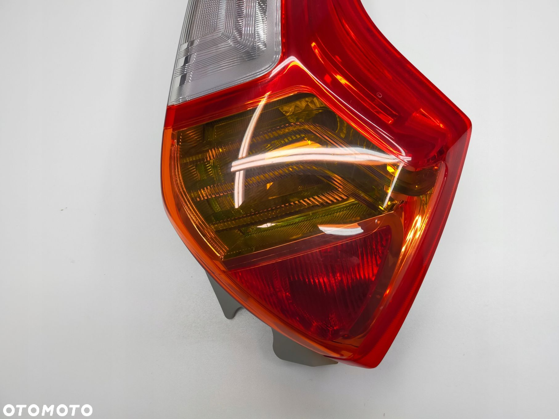 LAMPA PRAWA TYLNA PRAWY TYŁ MG MG3 (2012-2016) ORYGINAŁ - 2
