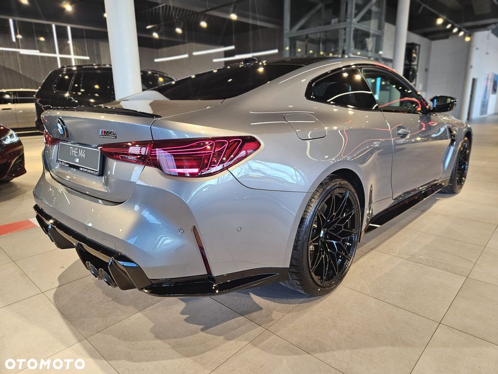 BMW M4 - 5