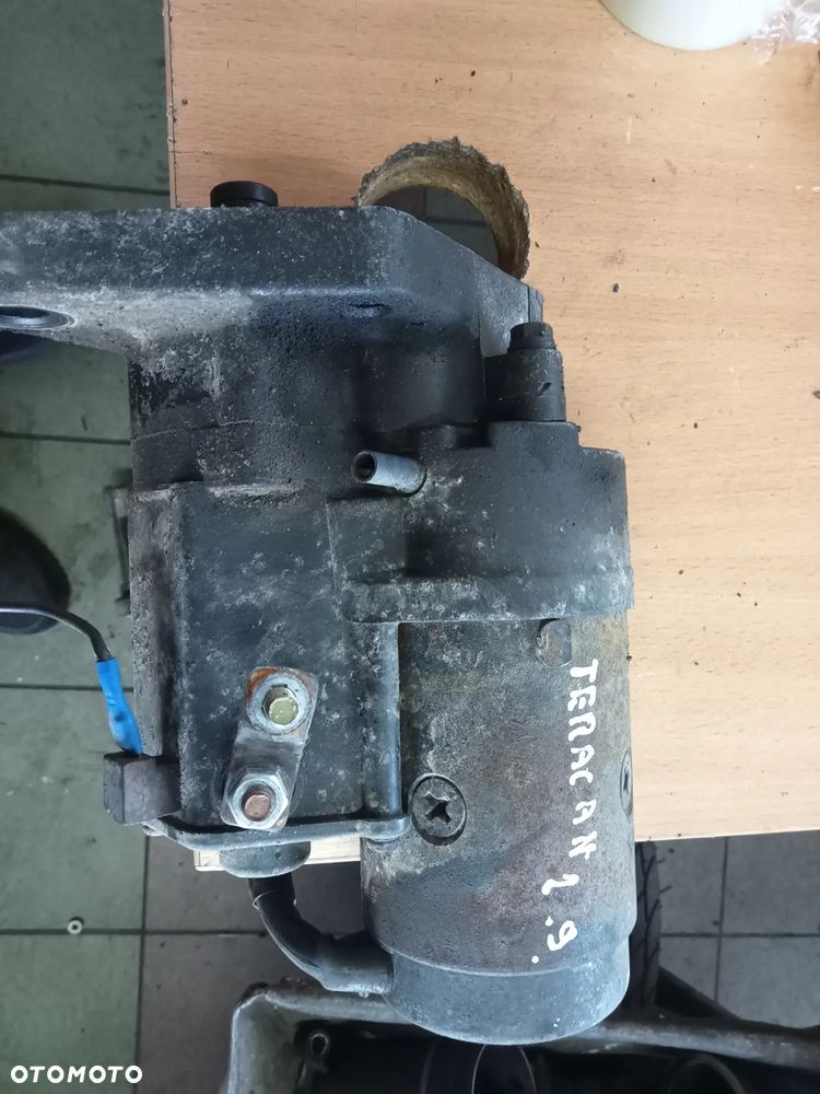 rozrusznik terracan 2.9 crdi - 1