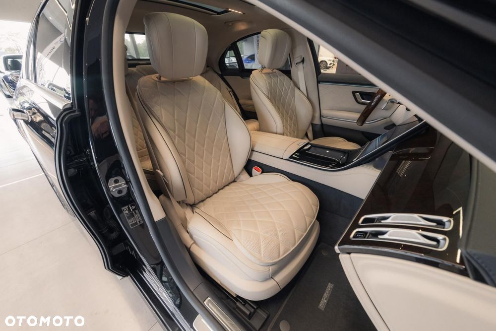 Mercedes-Benz Klasa S 400 d 4-Matic 9G-TRONIC - 16