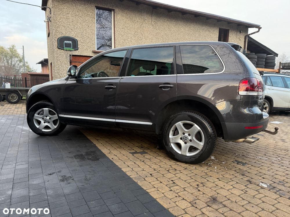 Volkswagen Touareg 3.0 V6 TDI DPF Automatik Individual - 4
