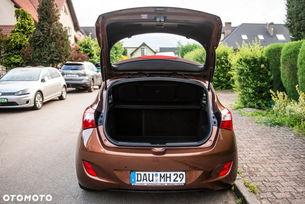 Hyundai i30 1.4 Advantage - 14