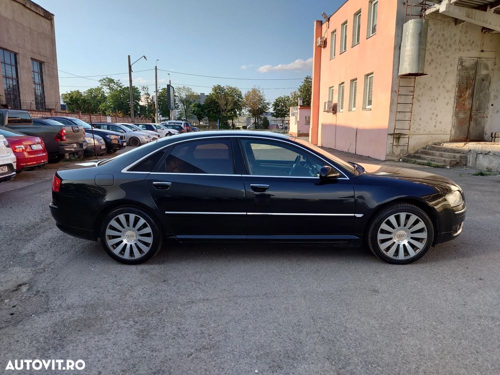 Audi A8 - 1