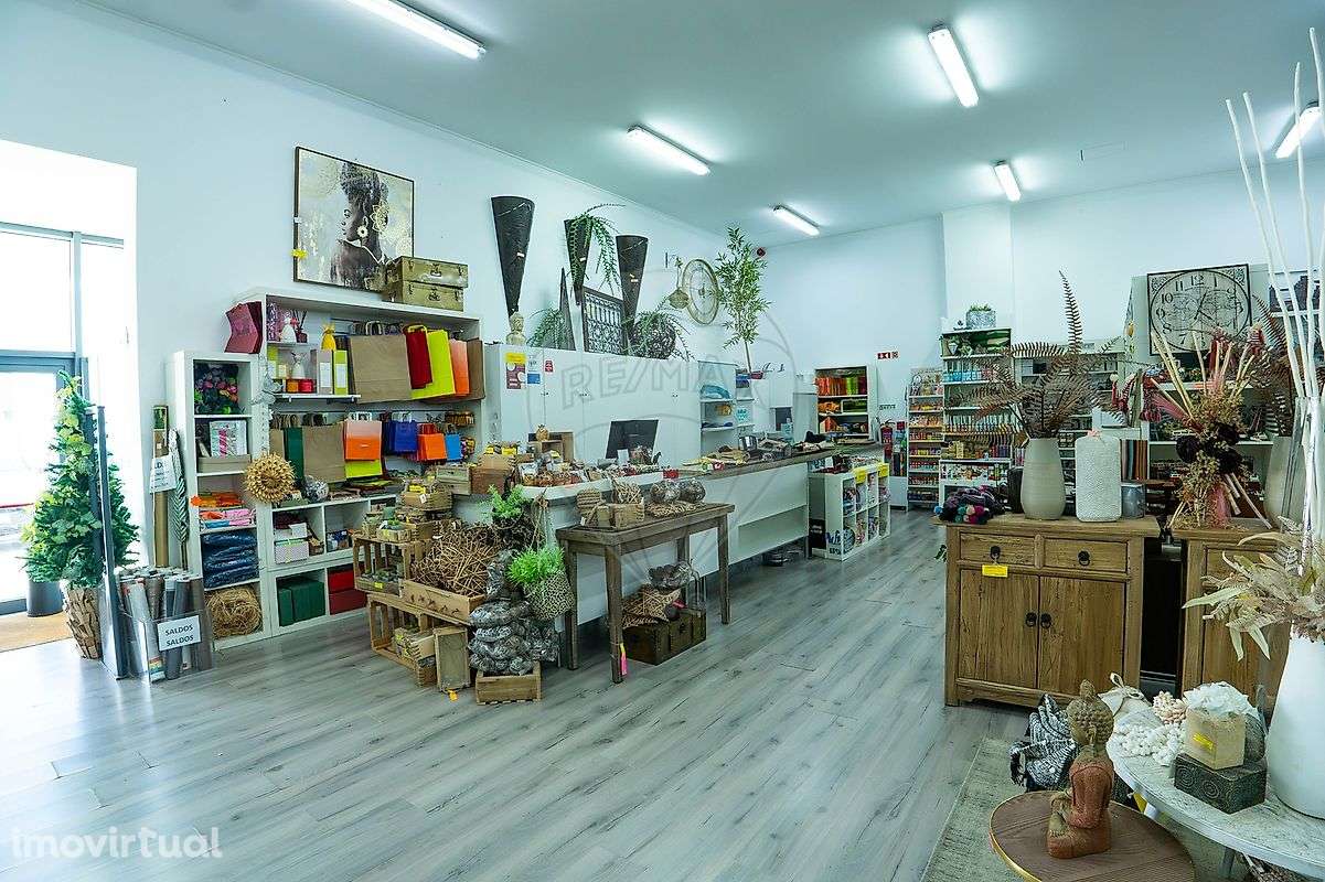 Outros - Comercial  para arrendamento - Grande imagem: 4/27