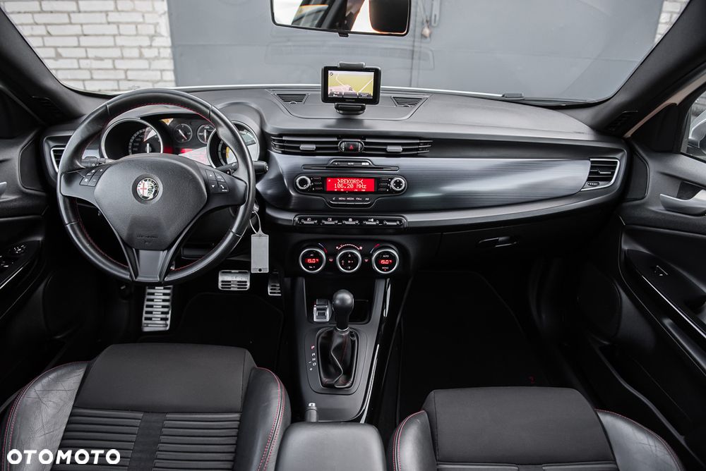 Alfa Romeo Giulietta 2.0 JTDM 20V TCT Speciale - 6