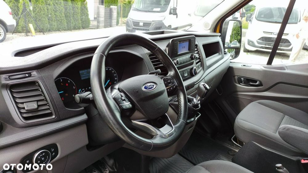 Ford Transit - 30