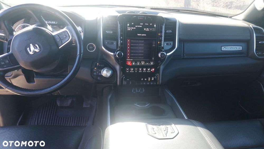 RAM 1500 5.7 Crew Cab Laramie - 9