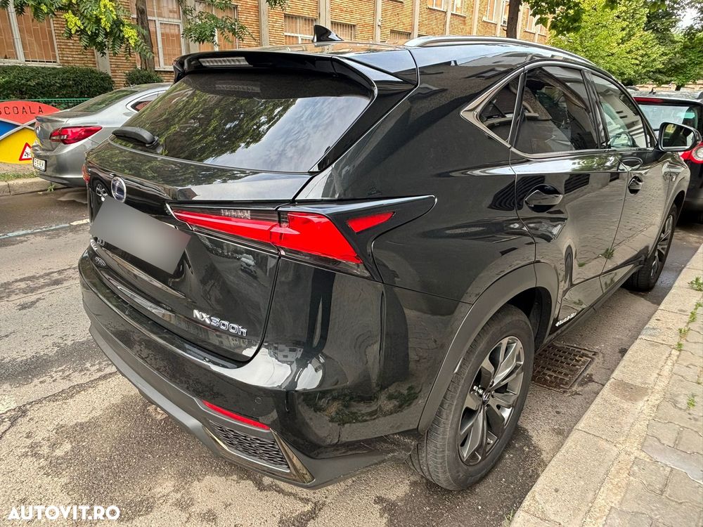 Lexus Seria NX - 6