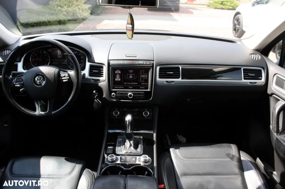 Volkswagen Touareg - 10