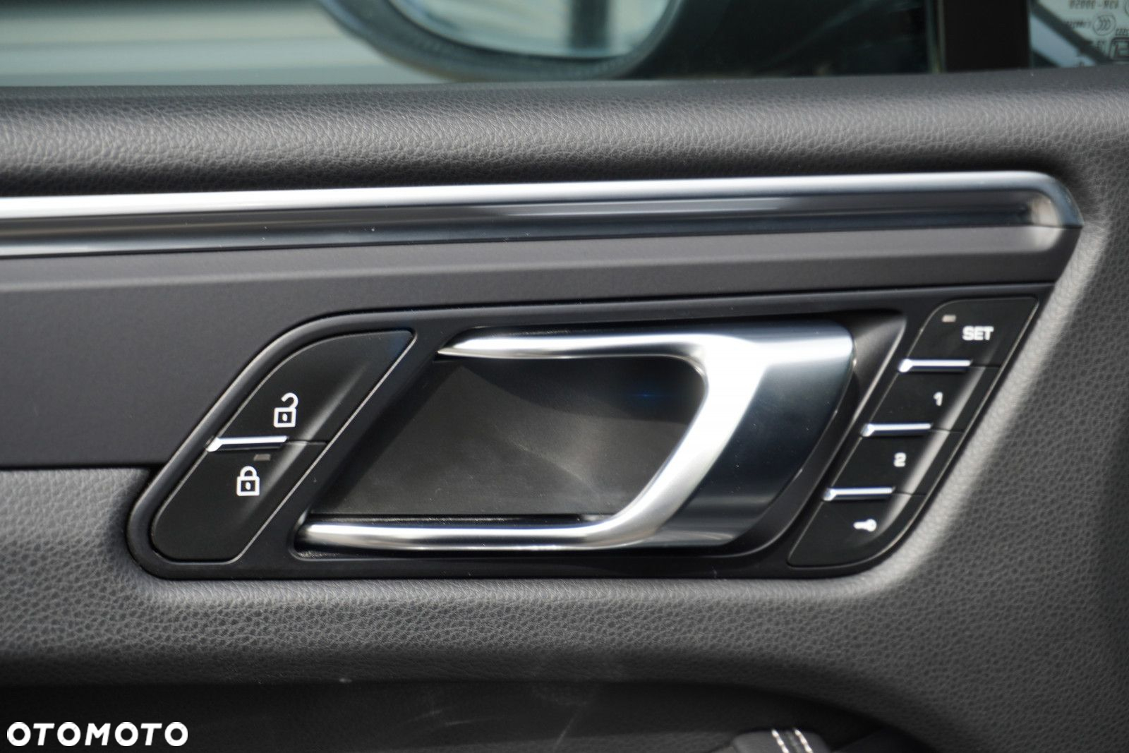 Porsche Macan Standard - 10
