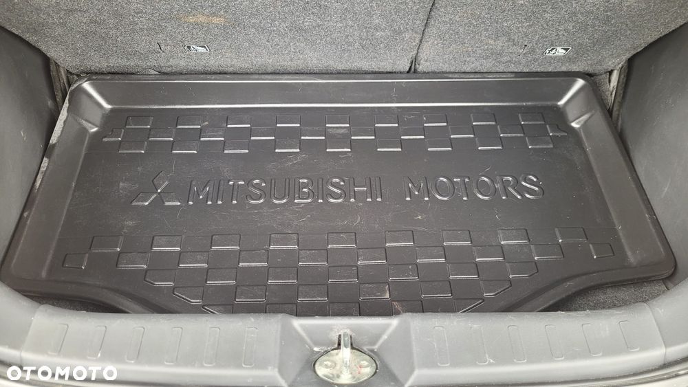 Mitsubishi Space Star 1.2 Intense CVT - 34